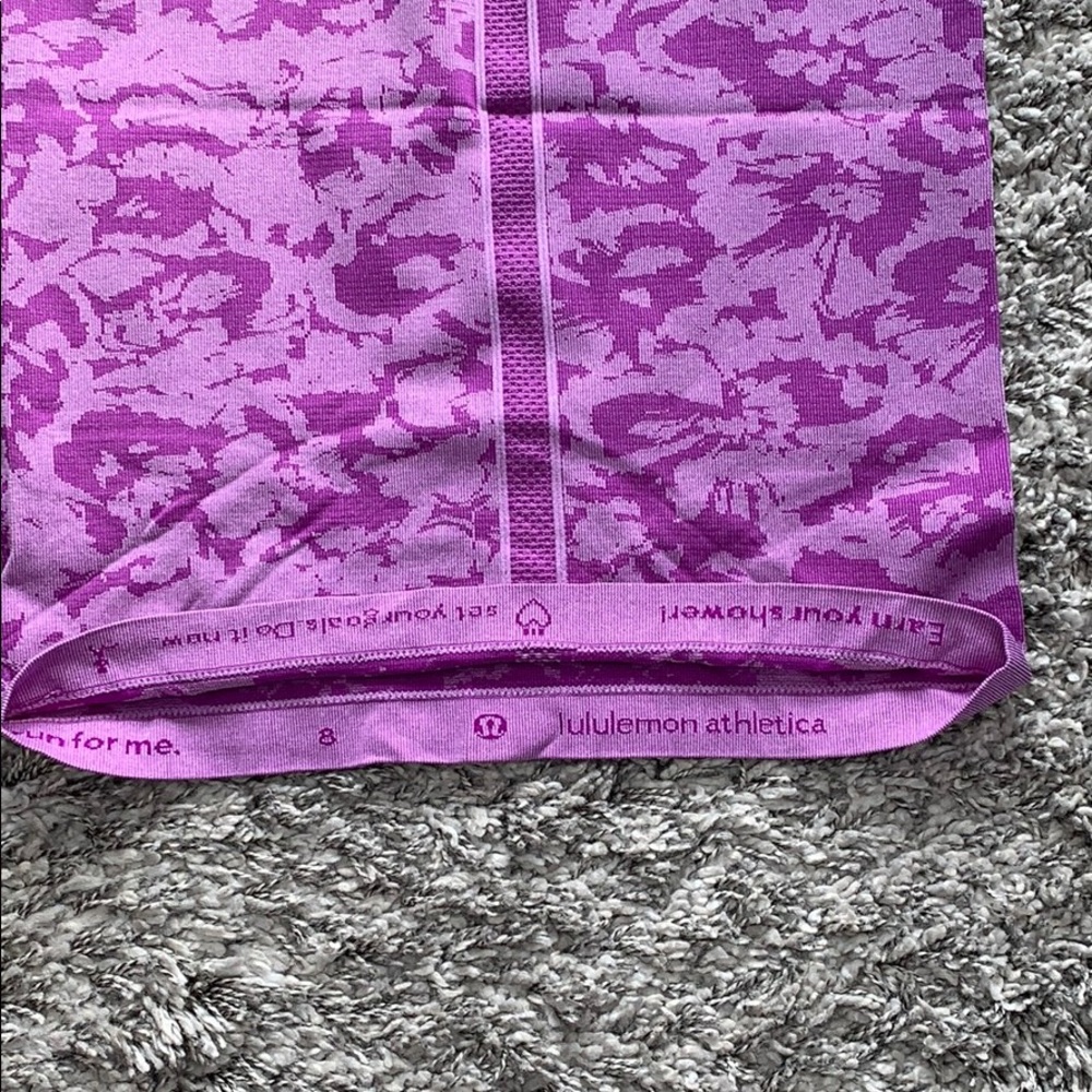 Lululemon tank - Picture 3 of 4